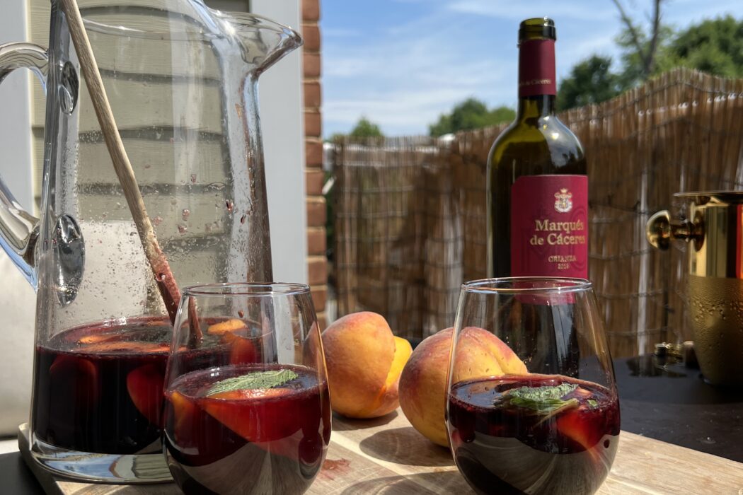 Red Wine and Peaches – A Shortcut Sangria